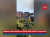 Incendian camión repartidor y luego lo lanzan desde un cerro en Tegucigalpa